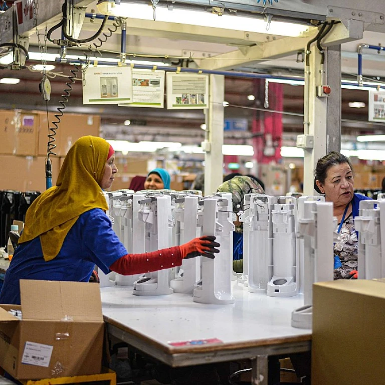 Améliorez votre conduite avec une caméra de recul intégrée au rétroviseur